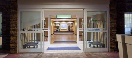 Holiday Inn Express & Stes Research Park Exterior