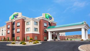 Holiday Inn Express & Suites Franklin Oi