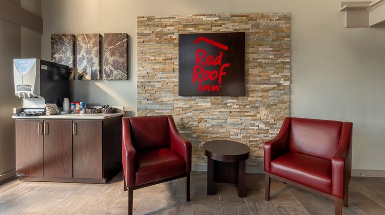 Red Roof Inn Monroe Lobby