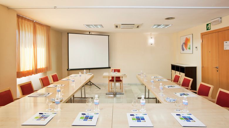 <b>Holiday Inn Express Madrid - Rivas Meeting</b>. Images powered by <a href="https://www.leonardoworldwide.com/" title="Leonardo Worldwide" target="_blank">Leonardo</a>.