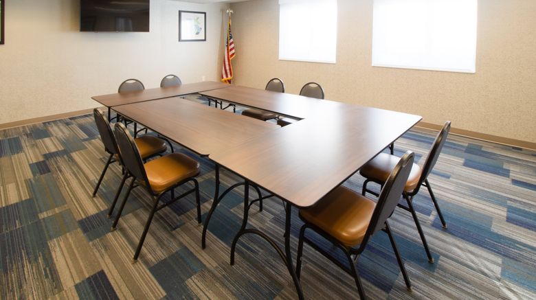 <b>Holiday Inn Express & Suites Worthington Meeting</b>. Images powered by <a href="https://www.leonardoworldwide.com/" title="Leonardo Worldwide" target="_blank">Leonardo</a>.