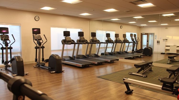 Holiday Inn Express/Stes Airport North Health Club