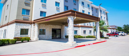 Candlewood Suites Grand Prairie Exterior