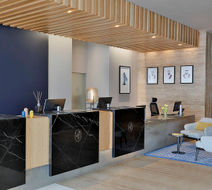 voco Dubai Lobby