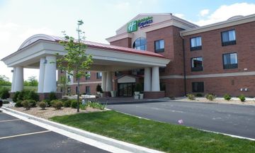 Holiday Inn Express Dimondale