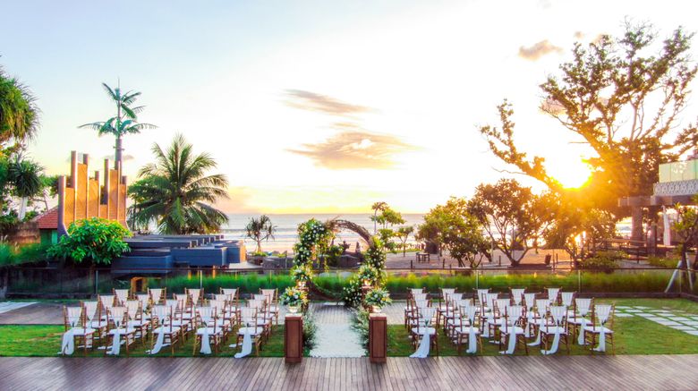 <b>Hotel Indigo Bali Seminyak Beach Meeting</b>. Images powered by <a href=https://www.travelagewest.com/Hotels/Seminyak-Indonesia/