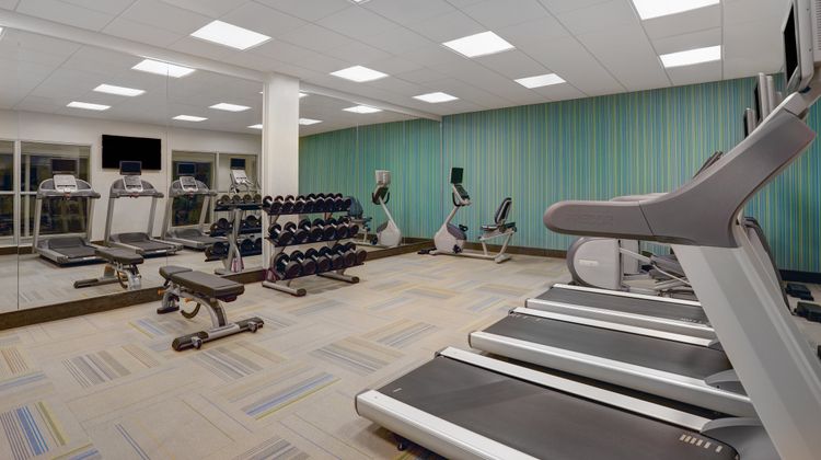 Holiday Inn Express & Suites Overland Pk Health Club