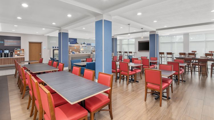 Holiday Inn Express Hotel & Suites Restaurant