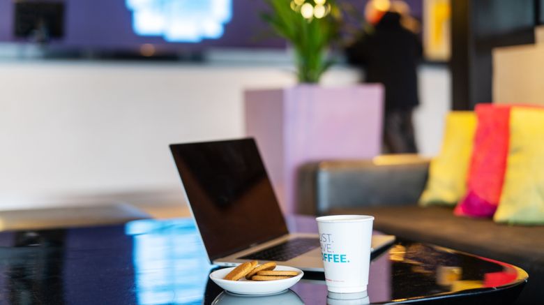 <b>Holiday Inn Express Dundee Lobby</b>. Images powered by <a href="https://www.leonardoworldwide.com/" title="Leonardo Worldwide" target="_blank">Leonardo</a>.