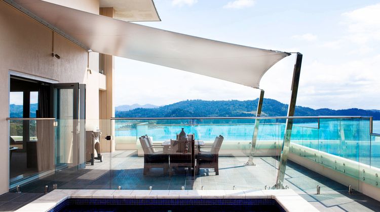 Reef View Hotel Exterior