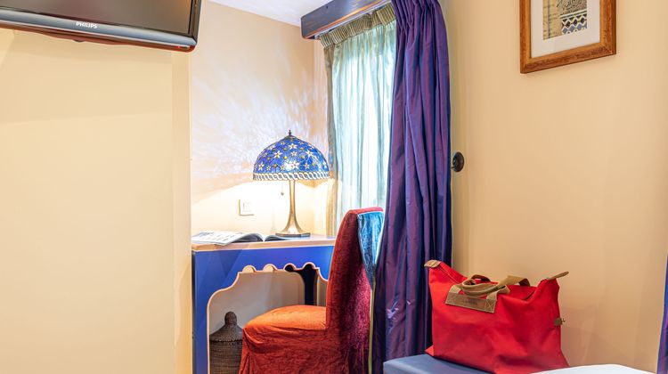 Villa Royale Montsouris Room