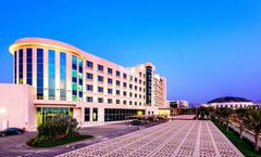 Crowne Plaza Muscat OCEC