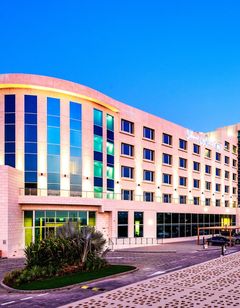 Crowne Plaza Muscat OCEC