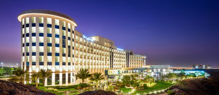 Crowne Plaza Muscat OCEC Exterior