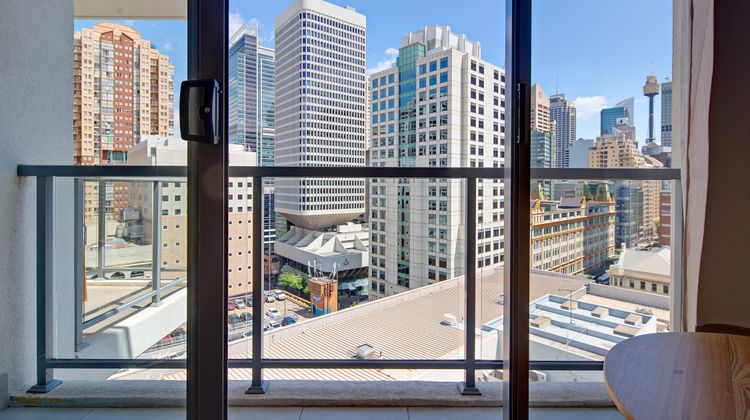 Zara Tower Serviced Apartments Exterior