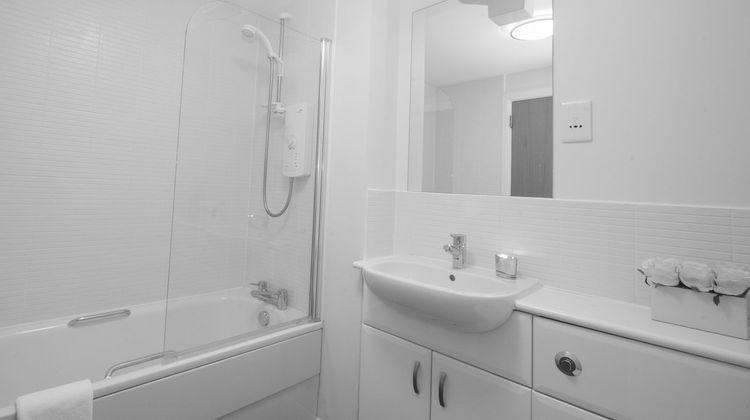 Parkhill Apartments Room