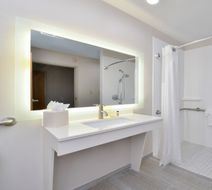 Holiday Inn Express & Suites La Place Room