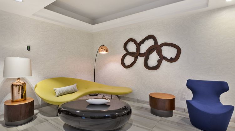 Hotel Indigo Rochester Downtown Lobby