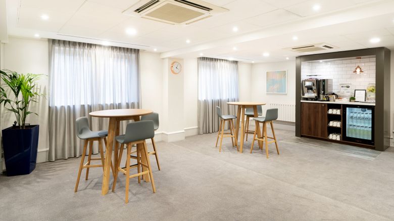 <b>Holiday Inn Hemel Hempstead Meeting</b>. Images powered by <a href="https://www.leonardoworldwide.com/" title="Leonardo Worldwide" target="_blank">Leonardo</a>.
