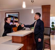 Staybridge Suites Indianapolis-Fishers Lobby