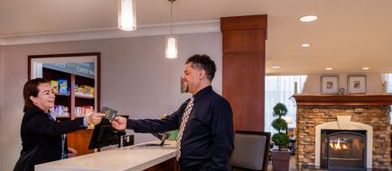 Staybridge Suites Indianapolis-Fishers Lobby
