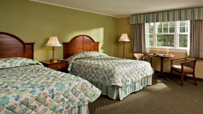 Wellfleet Motel & Lodge