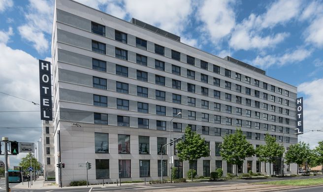 City Hotel Frankfurt Exterior