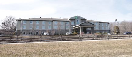 Holiday Inn Express & Suites Montgomery Exterior