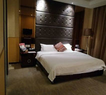 Tairun International Hotel Room
