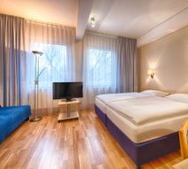 Enjoy Hotel Berlin City Messe Room