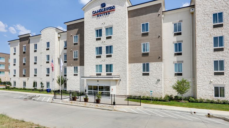 <b>Candlewood Suites Dallas NW Exterior</b>. Images powered by <a href="https://www.leonardoworldwide.com/" title="Leonardo Worldwide" target="_blank">Leonardo</a>.