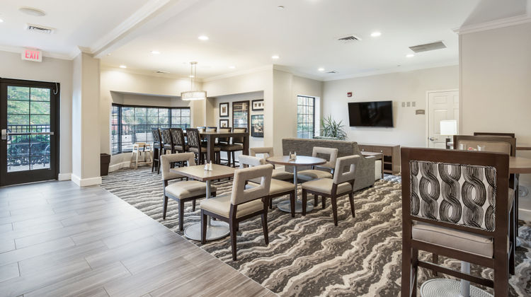 Staybridge Suites Chesapeake Restaurant