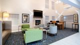 Holiday Inn Express & Stes Lincoln City Lobby