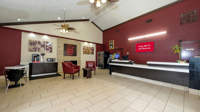 <b>Red Roof Inn New Orleans - Westbank Lobby</b>. Images powered by <a href="https://www.leonardoworldwide.com/" title="Leonardo Worldwide" target="_blank">Leonardo</a>.