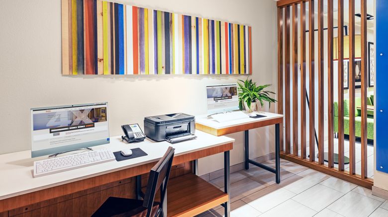 <b>Holiday Inn Express Suites Junction Other</b>. Images powered by <a href="https://www.leonardoworldwide.com/" title="Leonardo Worldwide" target="_blank">Leonardo</a>.