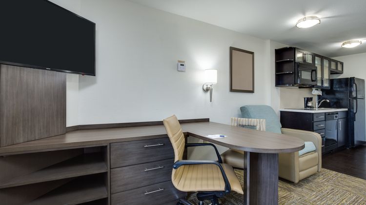 Candlewood Suites Fort Lauderdale Room