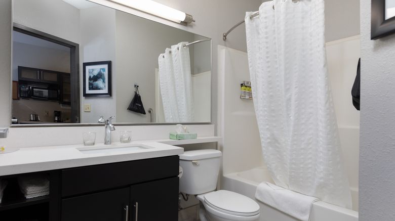 <b>Candlewood Suites KnoxvilleAirport-Alcoa Room</b>. Images powered by <a href="https://www.leonardoworldwide.com/" title="Leonardo Worldwide" target="_blank">Leonardo</a>.