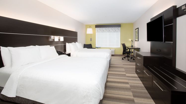 Holiday Inn Express & Stes Lincoln City Room