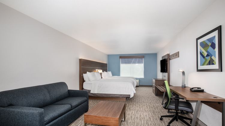 Holiday Inn Express Hotel & Suites Suite
