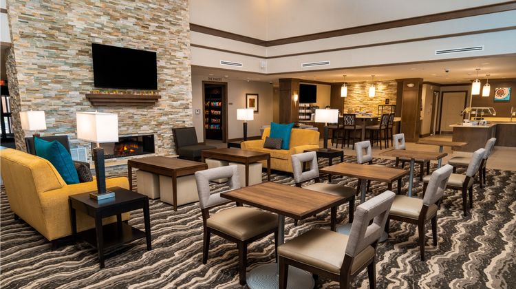 Staybridge Suites Washington DC E-Largo Lobby