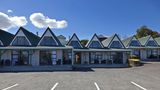 Gables Lakefront Motel Exterior