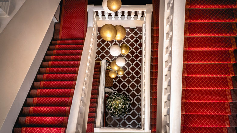 <b>Grand Hotel Yerevan Lobby</b>. Images powered by <a href="https://www.leonardoworldwide.com/" title="Leonardo Worldwide" target="_blank">Leonardo</a>.
