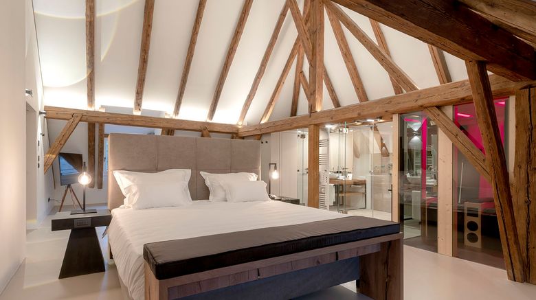 <b>Castel Hortenberg Suite</b>. Images powered by <a href="https://www.leonardoworldwide.com/" title="Leonardo Worldwide" target="_blank">Leonardo</a>.