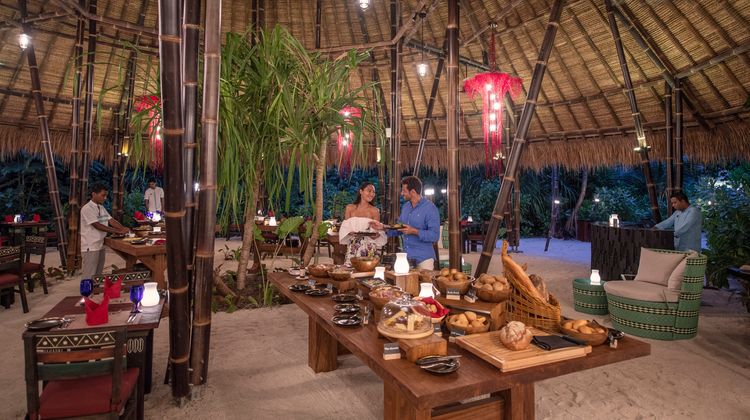 Emerald Maldives Resort & Spa Restaurant