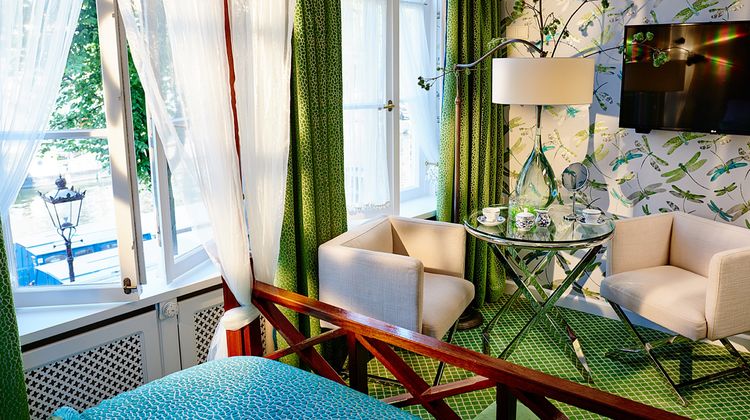 Hotel Estherea Room