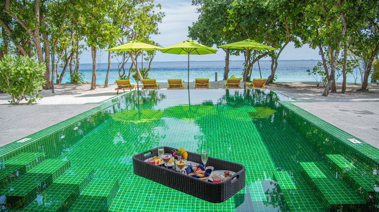 Emerald Maldives Resort & Spa Pool