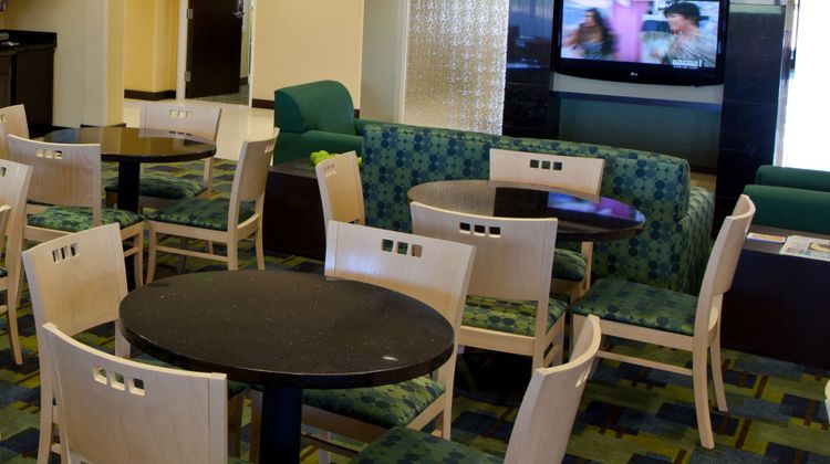 Holiday Inn Express Dimondale Restaurant