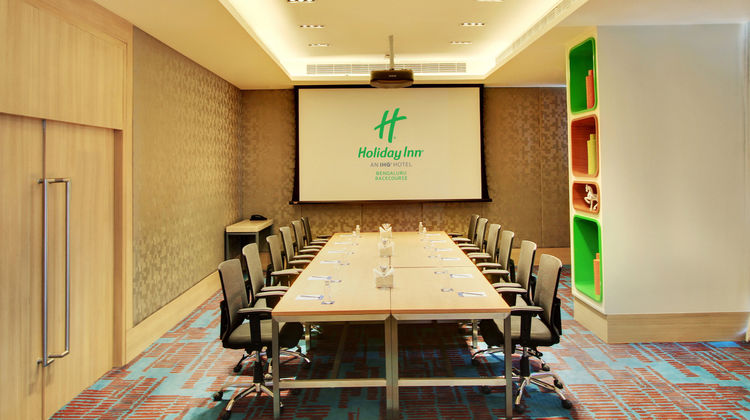 Holiday Inn Bengaluru Racecourse Meeting