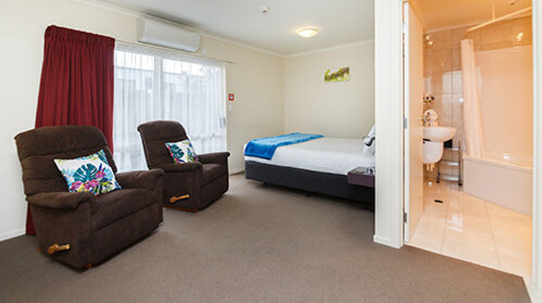 <b>B-K's Premier Motel Palmerston North Suite</b>. Images powered by <a href="https://www.leonardoworldwide.com/" title="Leonardo Worldwide" target="_blank">Leonardo</a>.