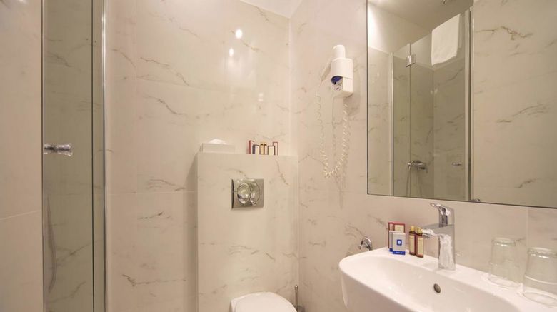 <b>ROOMbach Hotel Budapest Center Room</b>. Images powered by <a href="https://www.leonardoworldwide.com/" title="Leonardo Worldwide" target="_blank">Leonardo</a>.